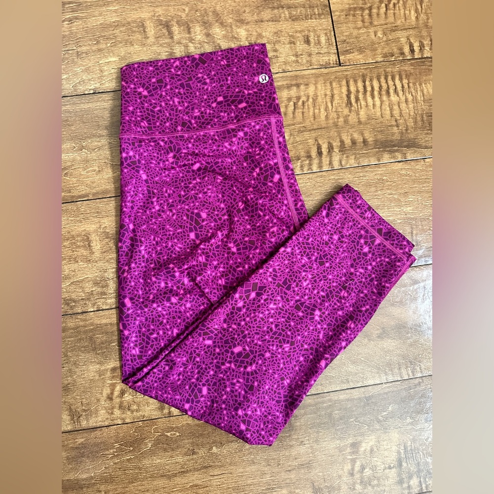 Lululemon 23” legging Size 12